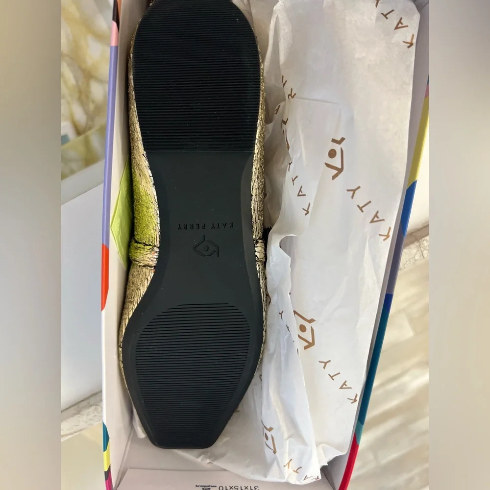Katy Perry Collections Gold Flats - Picture 5 of 7